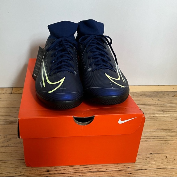 BRAND NEW Men’s Nike Shoes Size 12 - Picture 2 of 10
